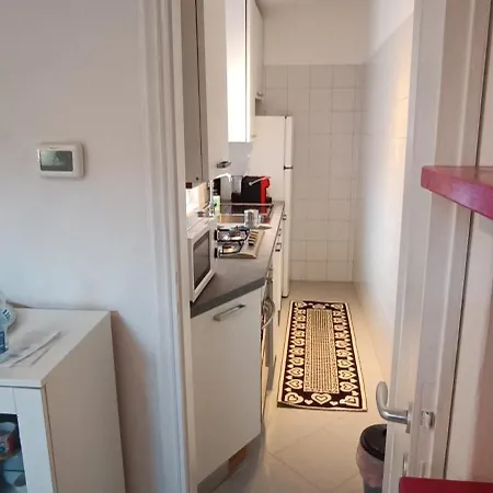 Апартаменты Loft Overlooking The Rooftops In Santa Croce